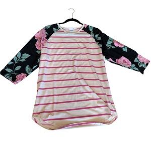 LuLaRoe Randy Striped Pink and Cream Raglan Top with Floral Black Sleeves